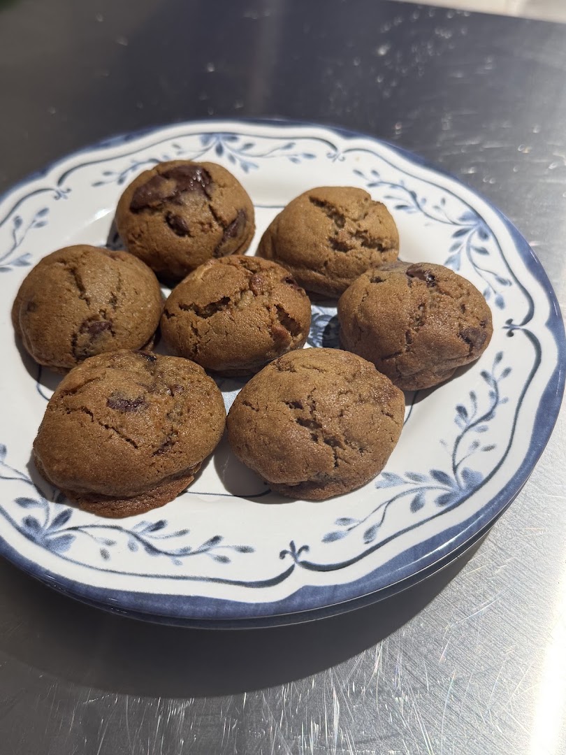 Espabila Coffee: appetizing photo of fresh cookies
