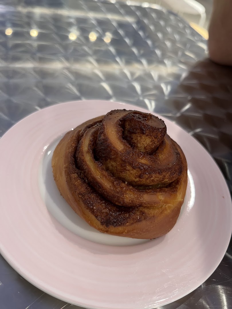 Espabila Coffee: appetizing photo of breakfast pastry
