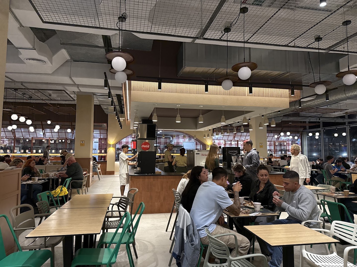 Muerde la Pasta: clear shot of restaurant interior