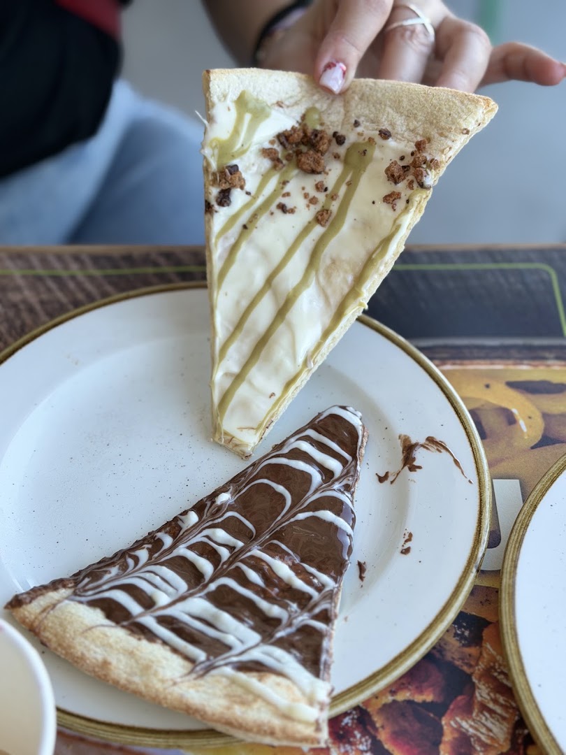 Muerde la Pasta: appetizing photo of dessert pizza