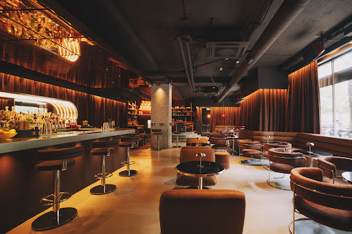 Snake Bar: professional interior shot of bar