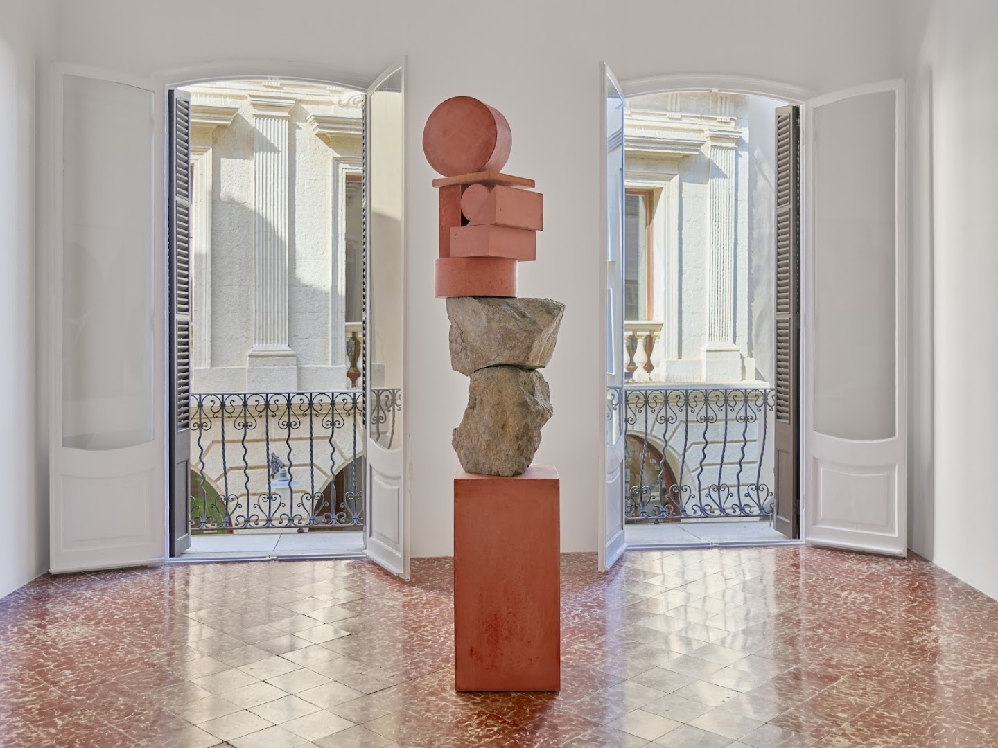 Albarrán Bourdais: professional gallery exhibition photo