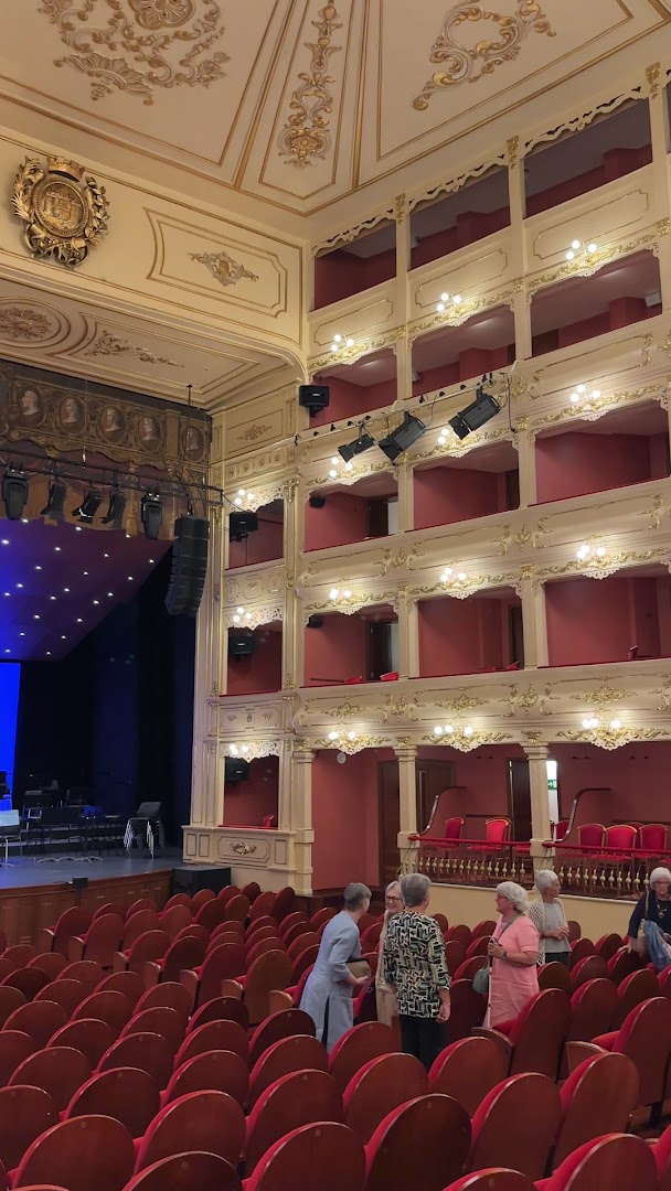Albarrán Bourdais: venue interior and atmosphere