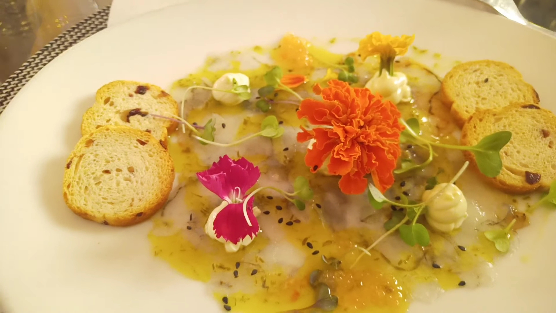 Il Porto: appetizing and well-presented food dish