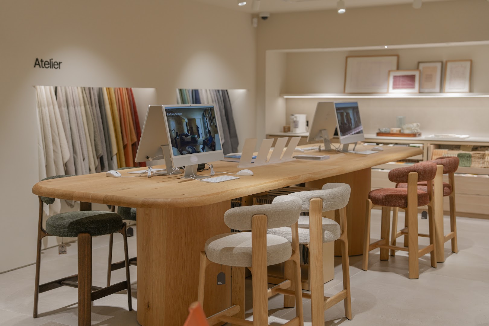 Kave Home: professional interior shop display photo