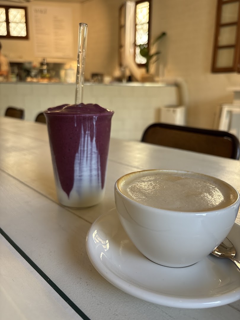 MAGÍ: appetizing photo of cafe drinks