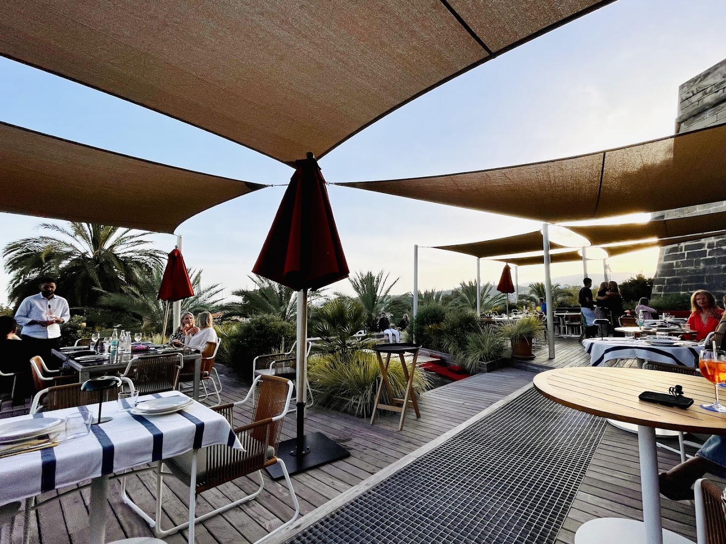 MARiLUZ: inviting terrace atmosphere and view