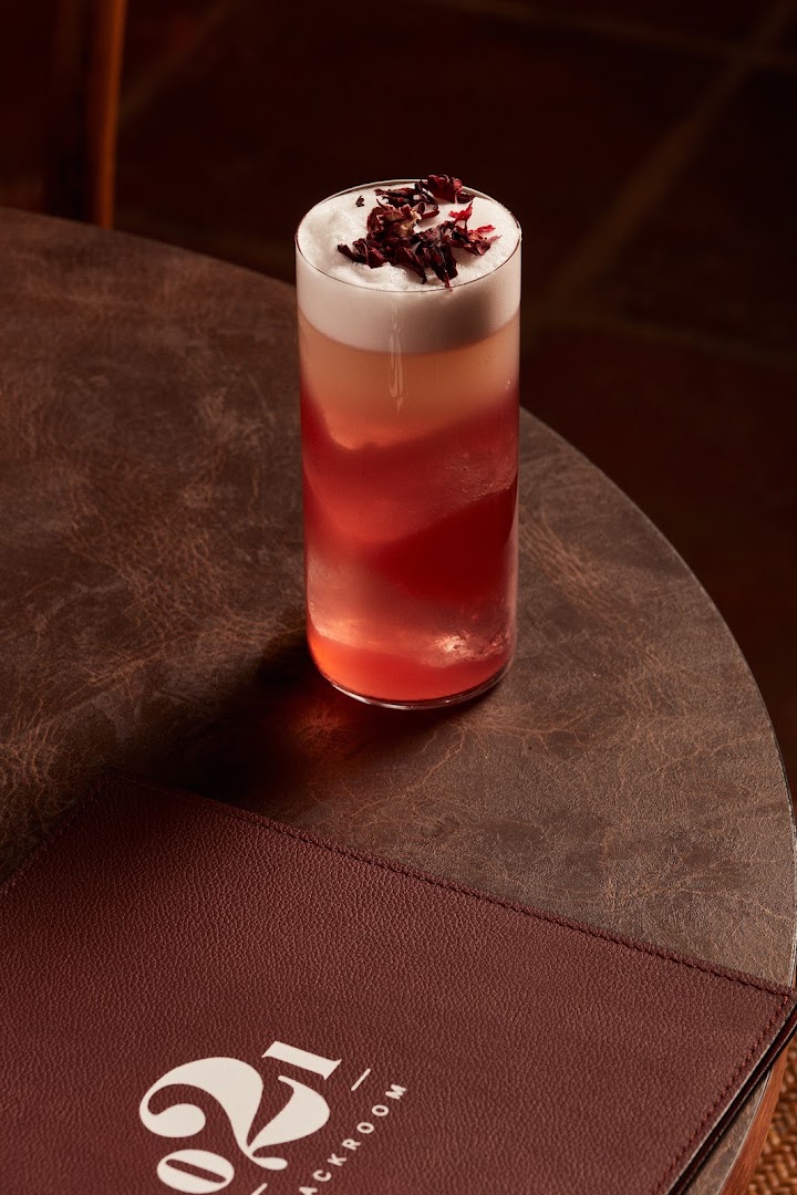 021 Back Room: professional high-quality cocktail photo