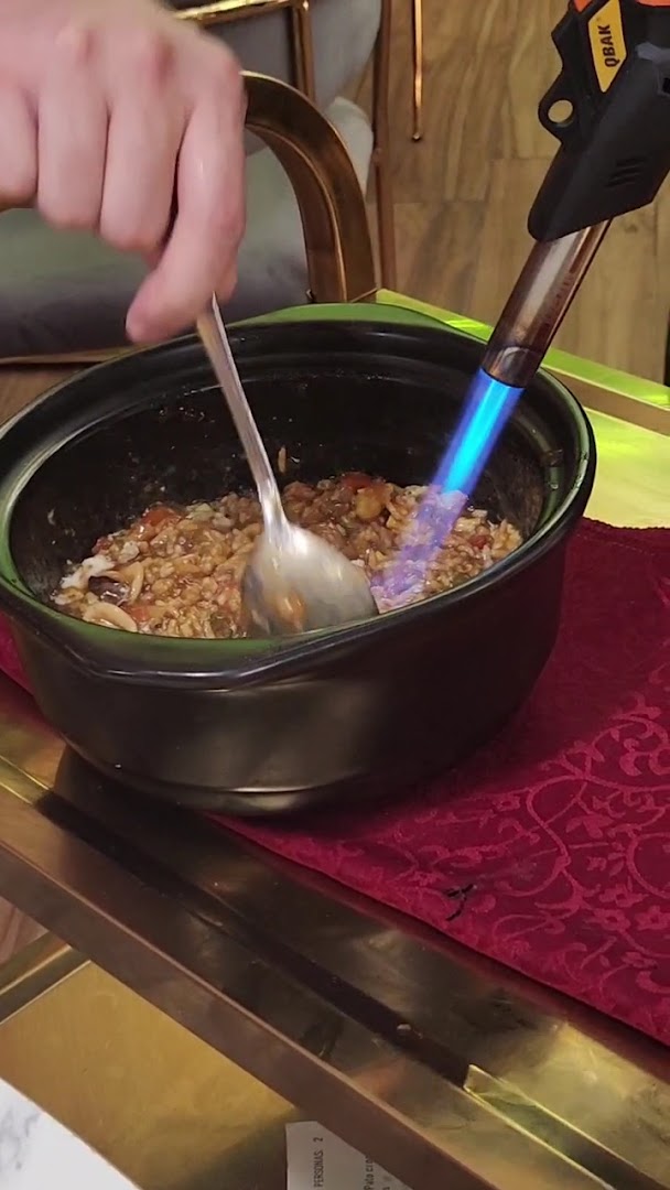 Dragon Kitchen: appetizing food preparation action shot