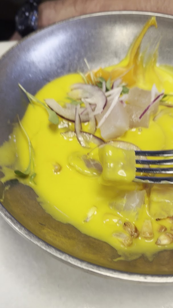 Em Barra: appetizing close-up of food dish