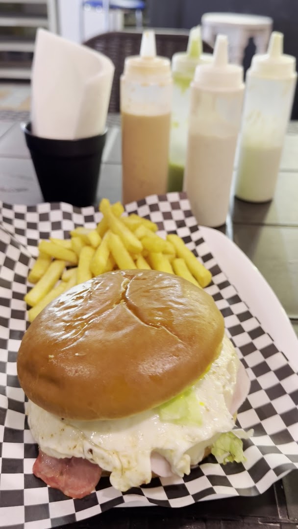 Guaros Fusion Bar: appetizing food photo
