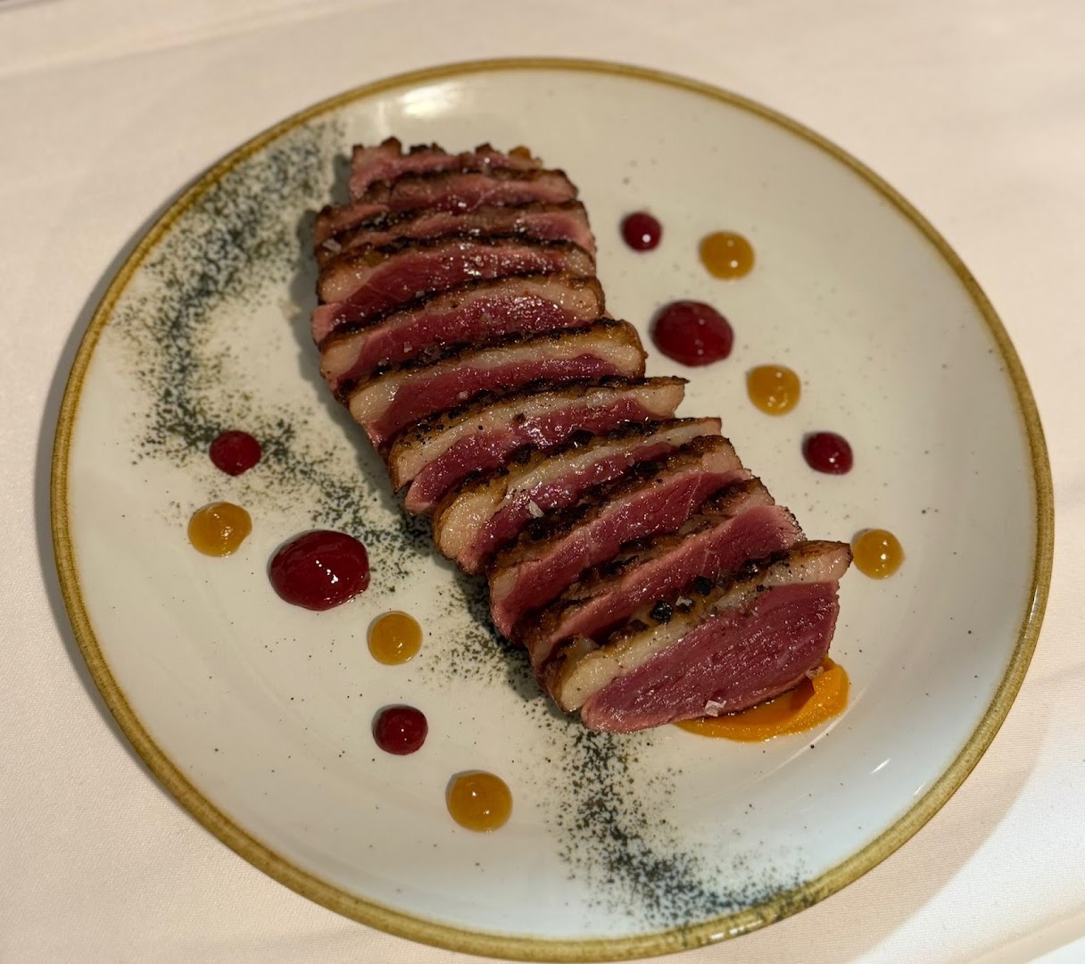 Vinomio: high quality food photography