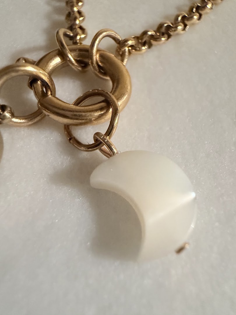 Blanca Romeo Jewelry: high quality product photography