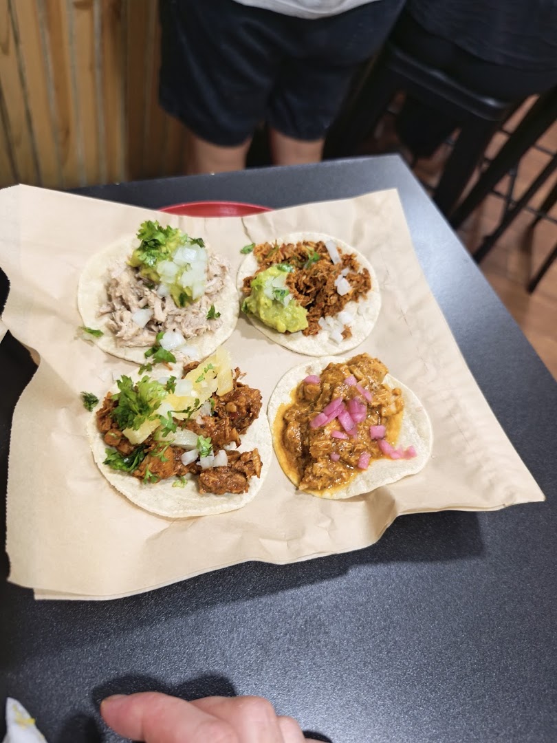 Guajak: appetizing photo of restaurant food