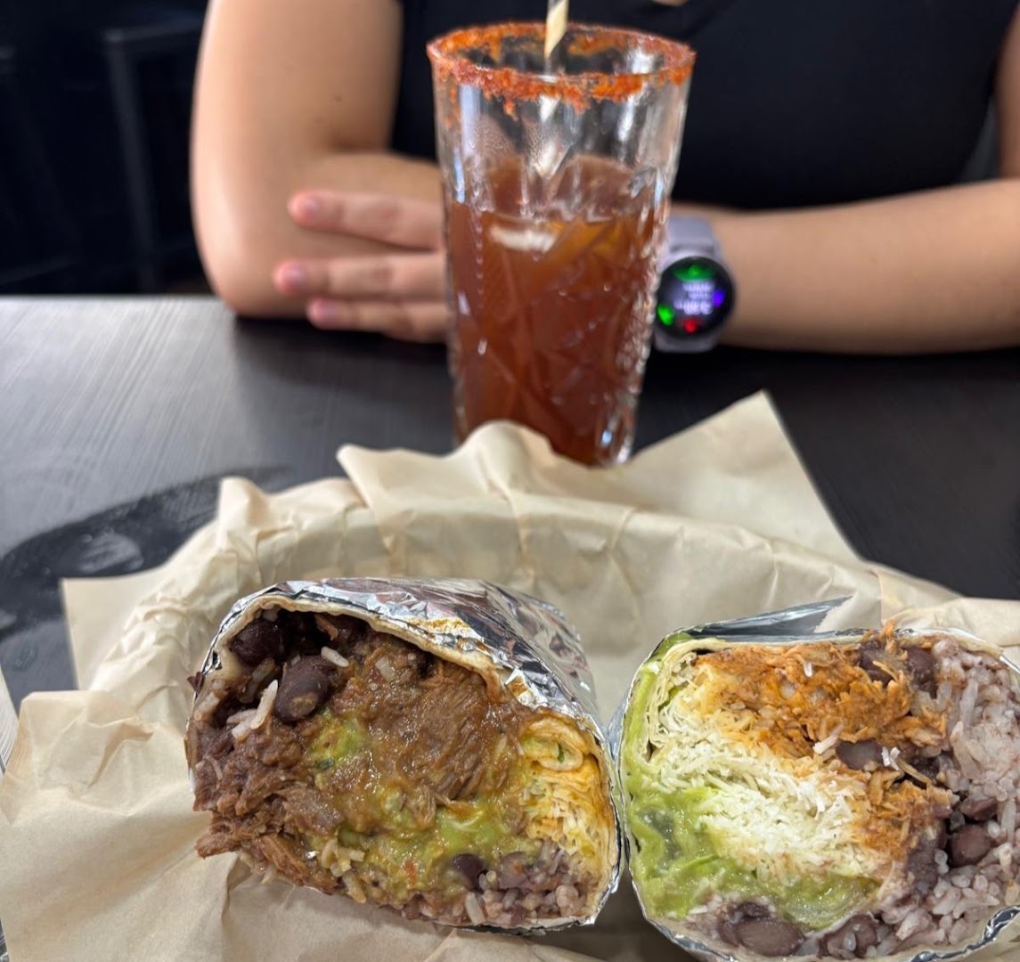 Guajak: appetizing food photo