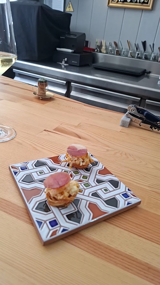 Rassmia: appetizing food presentation on table