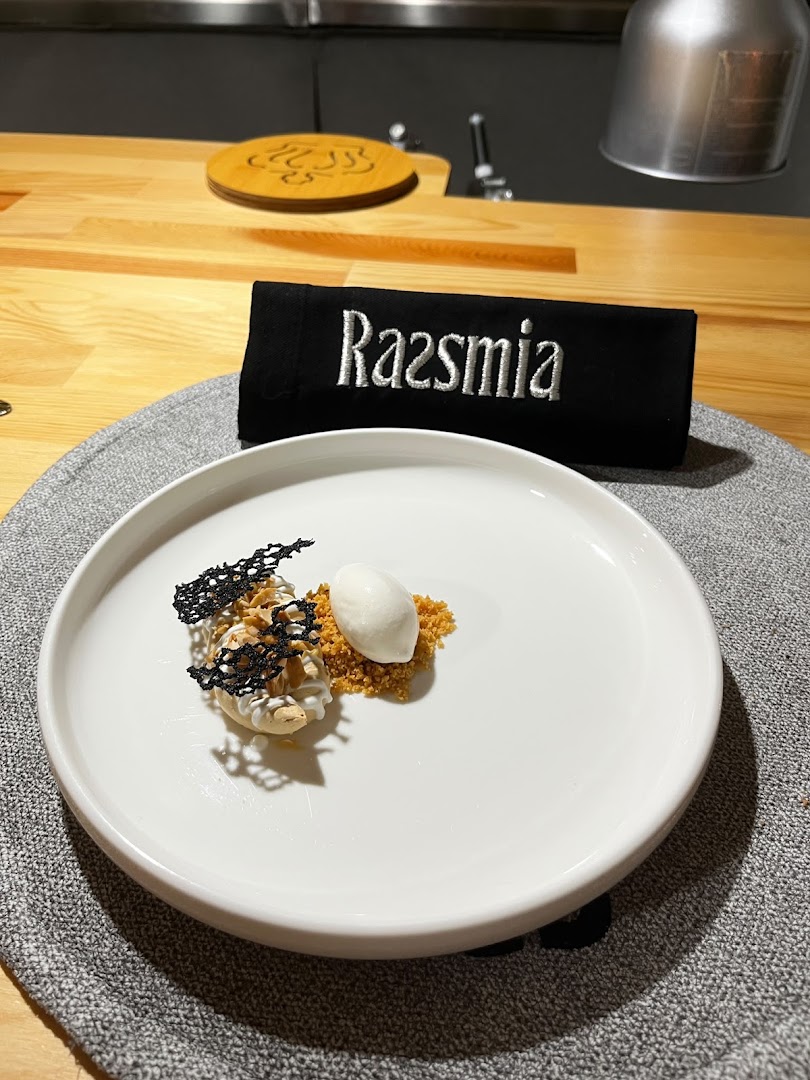 Rassmia: professional food presentation and branding shot