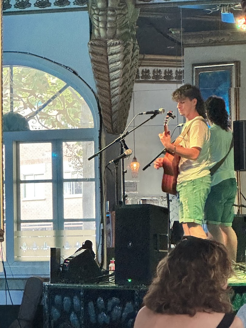 Sabbatico: live music atmosphere
