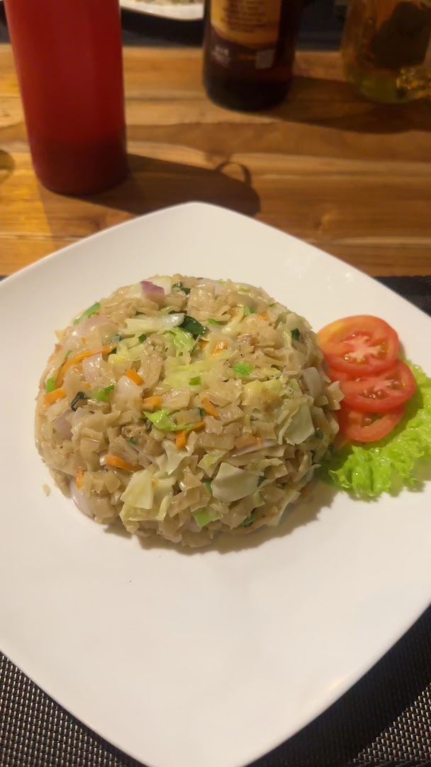 Bro Restaurant: appetizing photo of served food