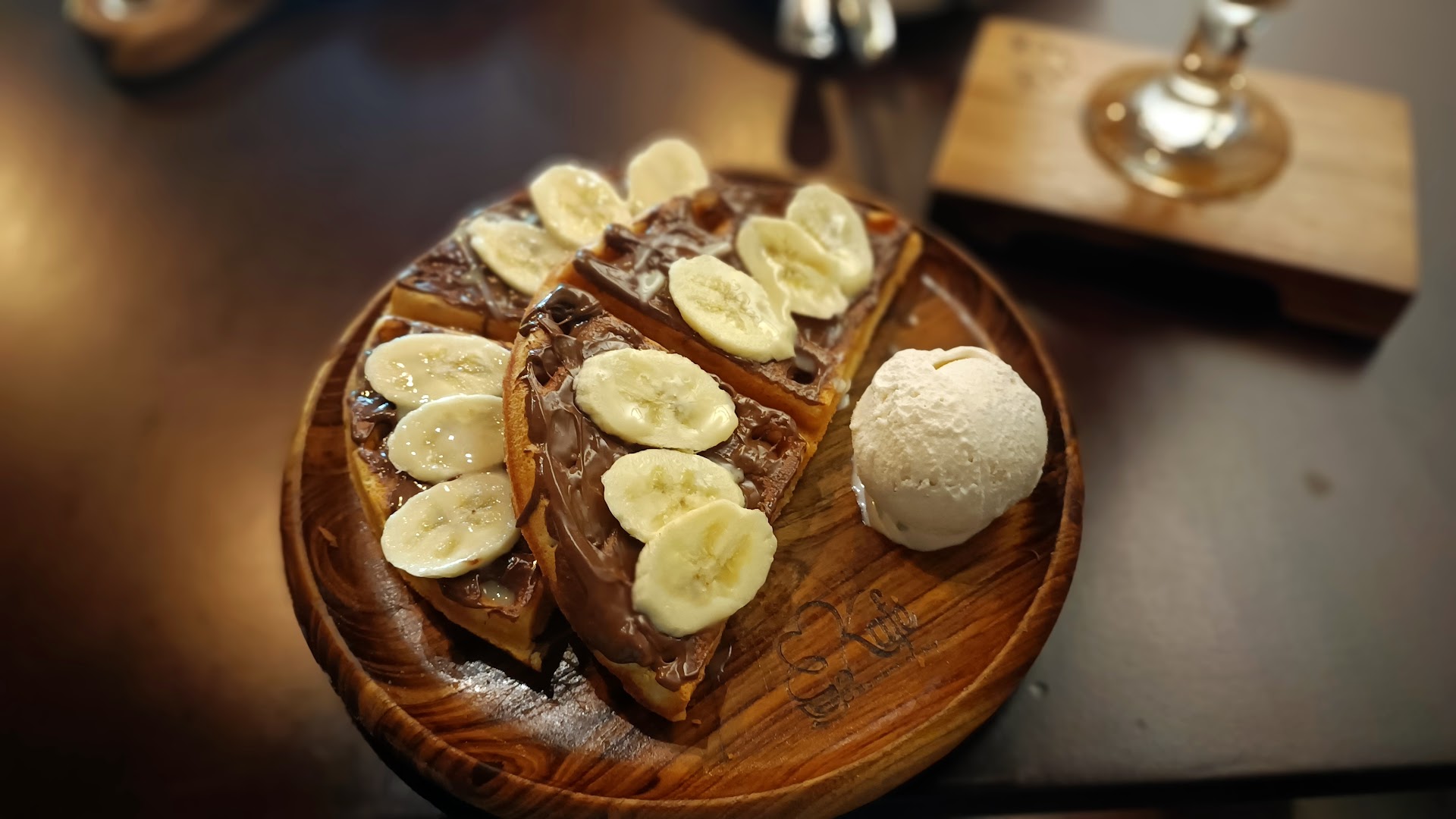 Kafe: appetizing photo of served food