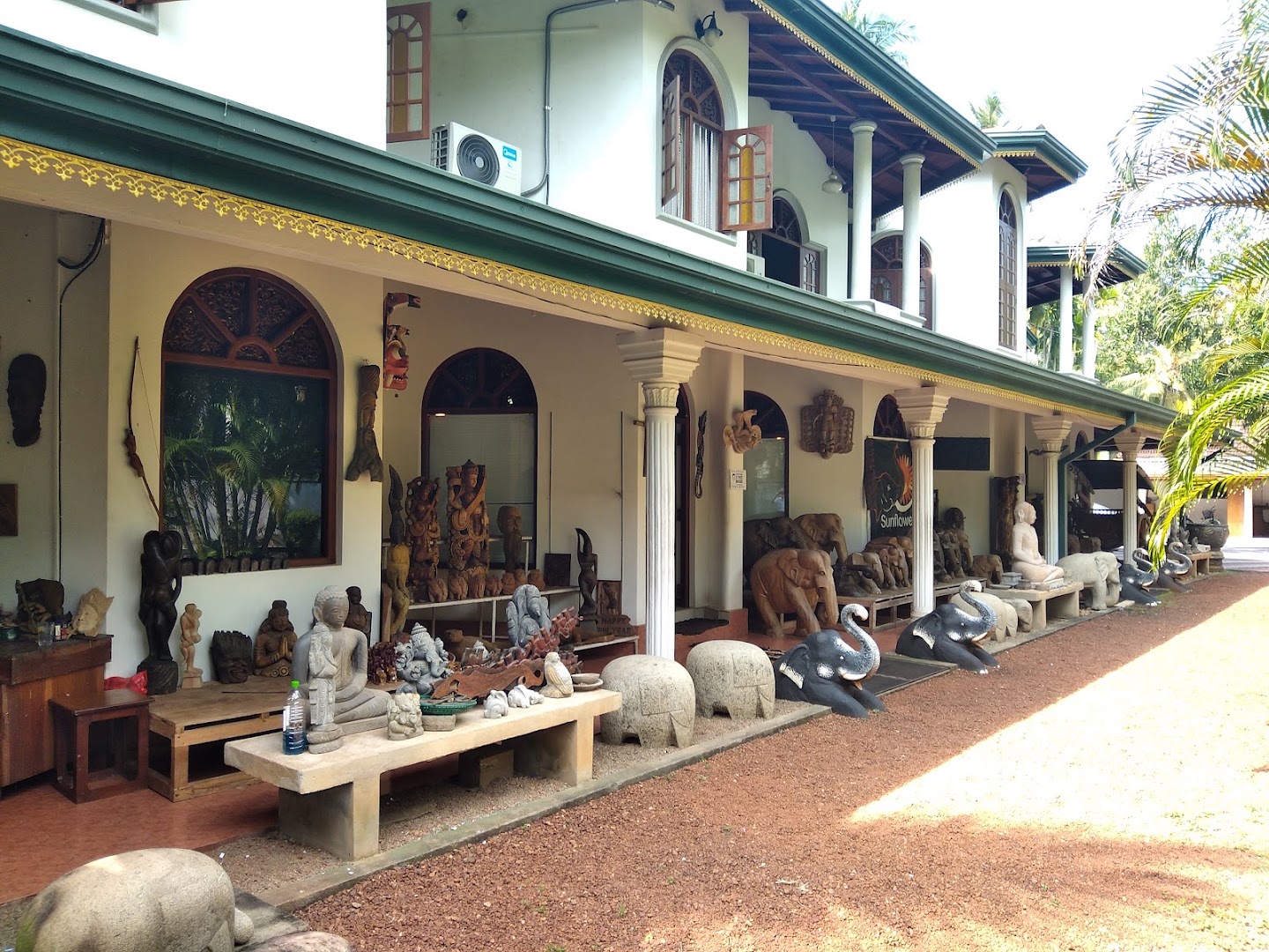 Sunflower Arts & Crafts: clear view of shop products
