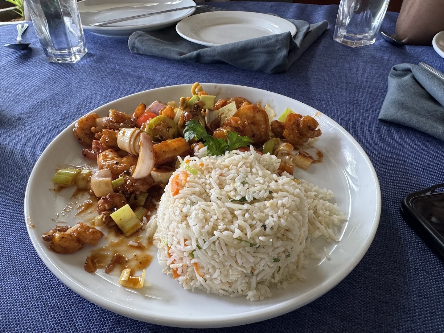 The Wave Beach Restaurant: appetizing photo of restaurant meal