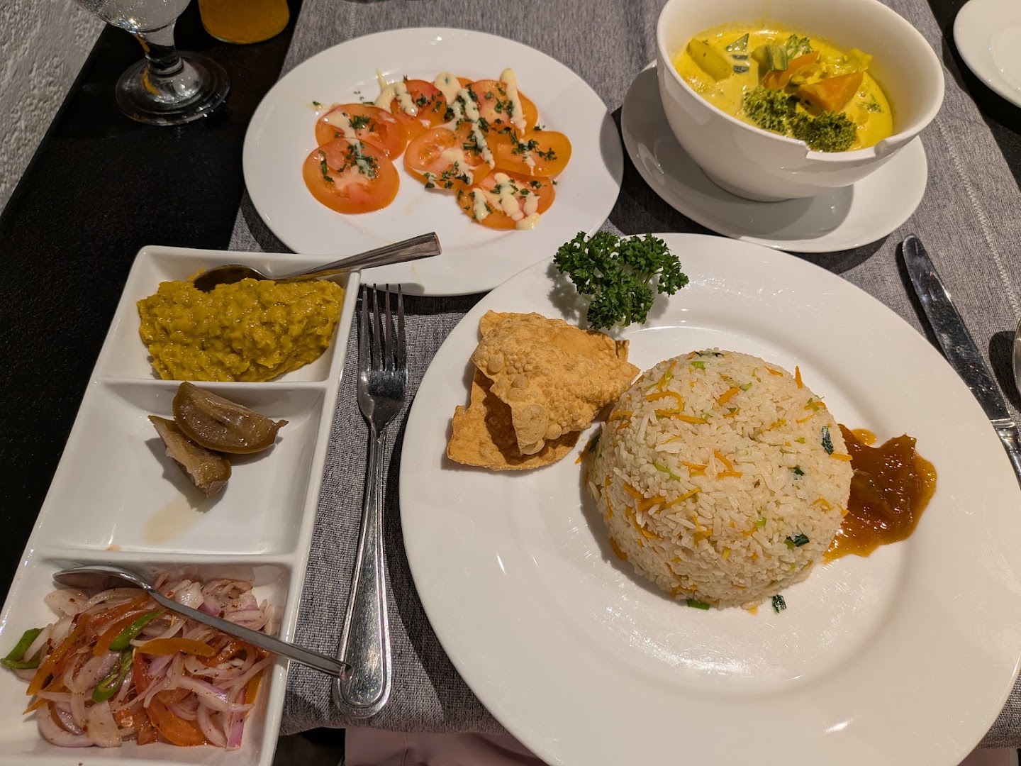 Vintage Restaurant: appetizing, clear photo of food