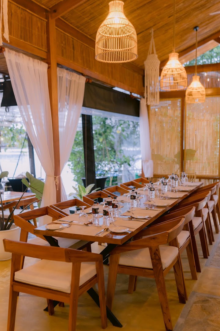White Tree Restaurant: attractive, professional interior dining shot