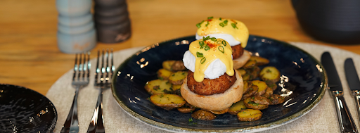 Blooming Breakfast: appetizing, high-quality food photography