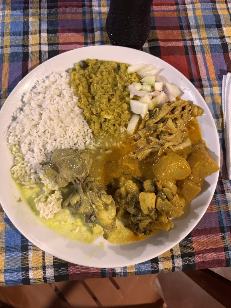 Athula Restaurant: appetizing photo of restaurant meal