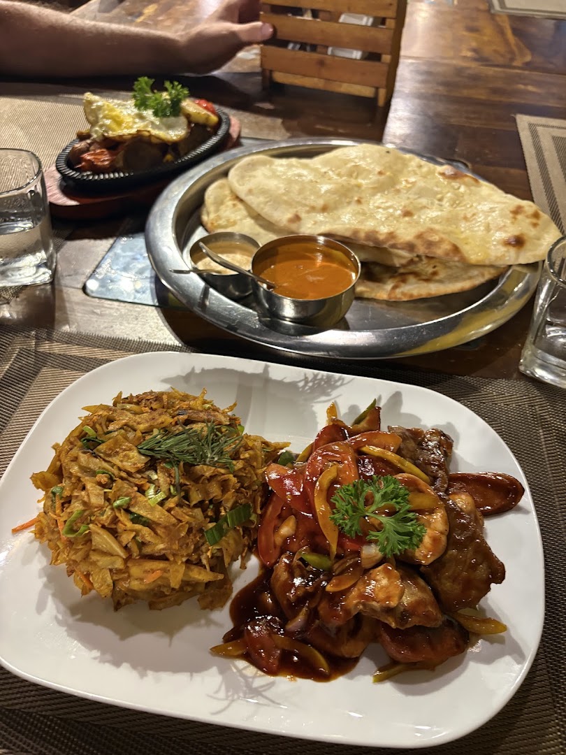 Rangiri Luuv Restaurant: appetizing, high-quality food photography