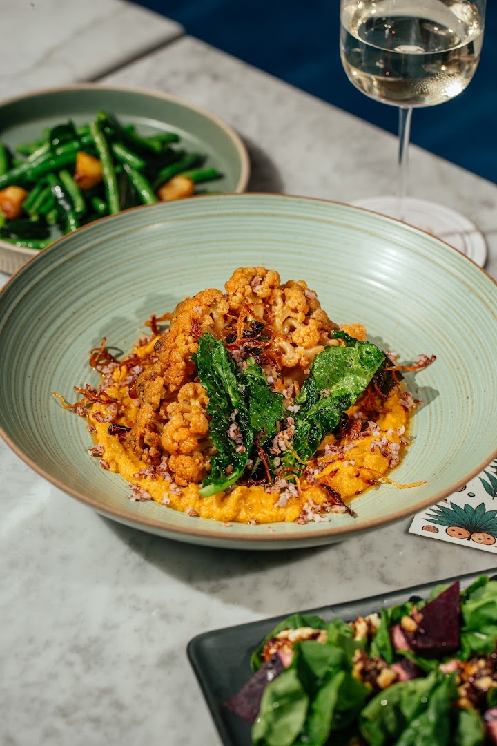 Charlie's Bar & Bistro: professional, high-quality food photography