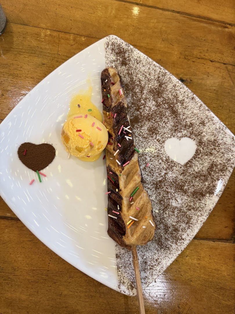 MM'S Crepes: appetizing and clear food photo