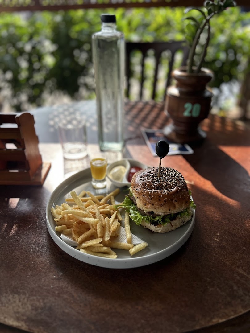 Salty Beer Restaurant & Bar: appetizing food photography