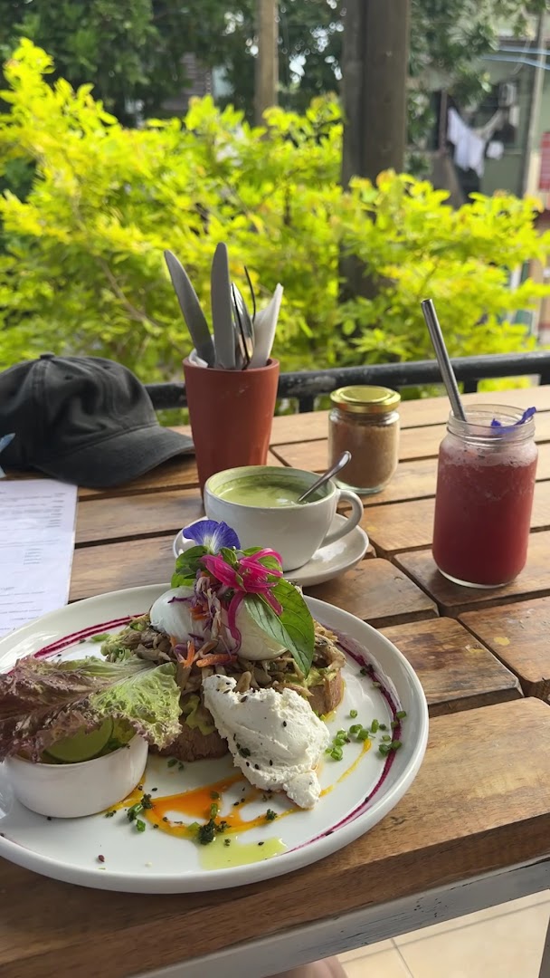 Sunny Side Up: appetizing food and pleasant atmosphere