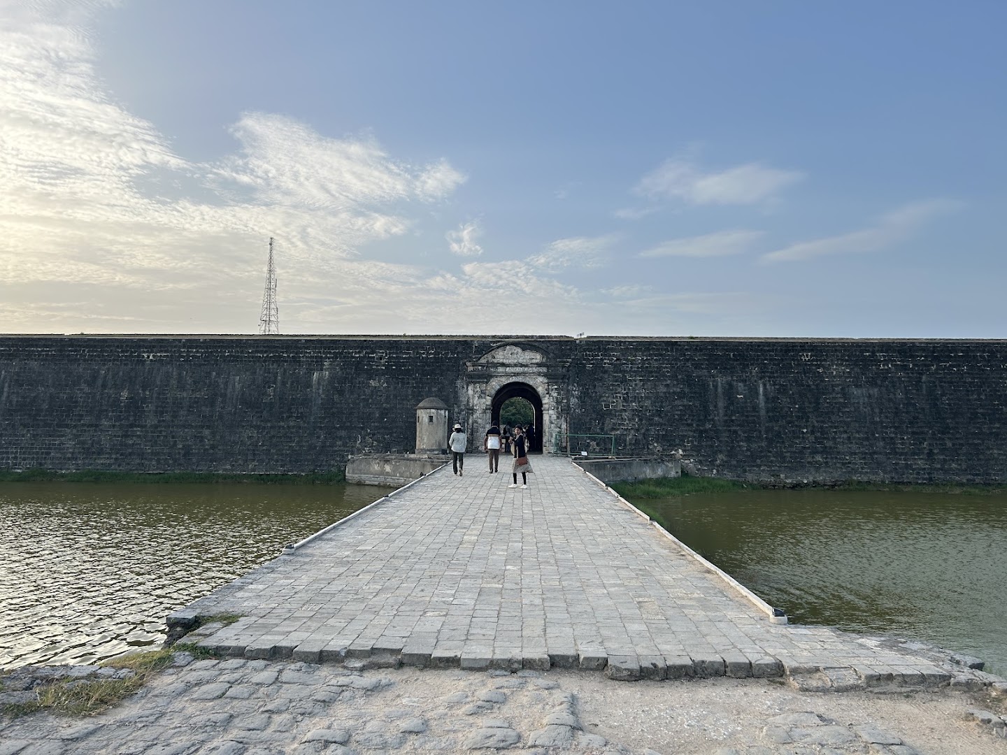 Jaffna Fort: clear, high-quality exterior view