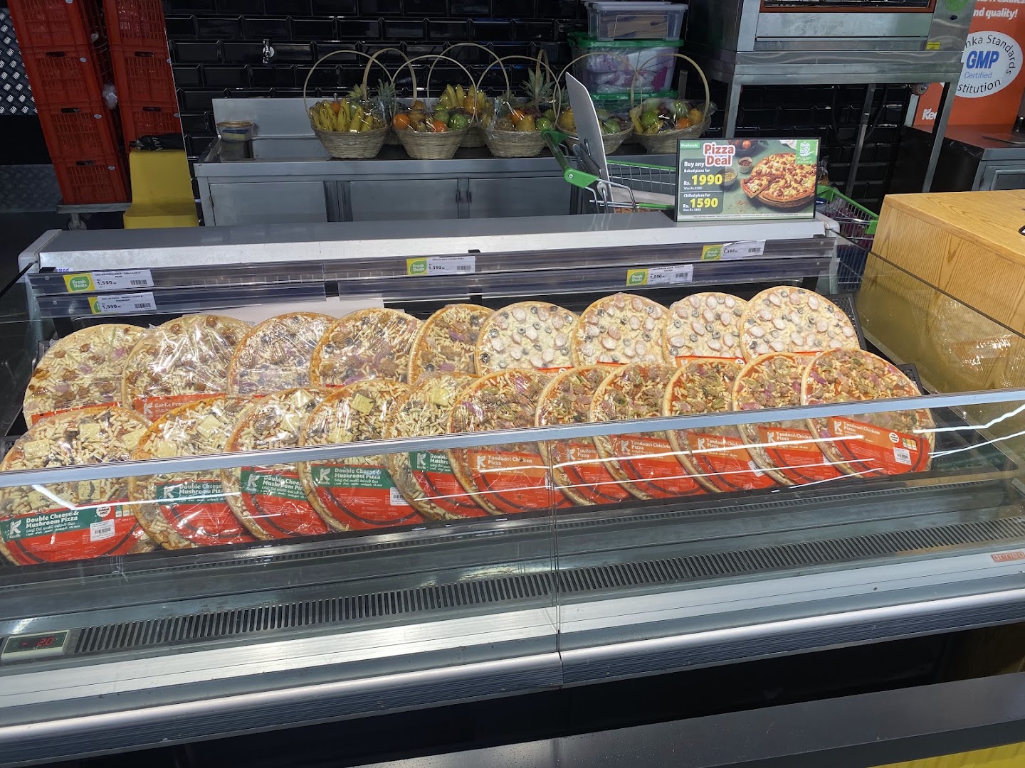 Keells Jaffna: clear display of shop products