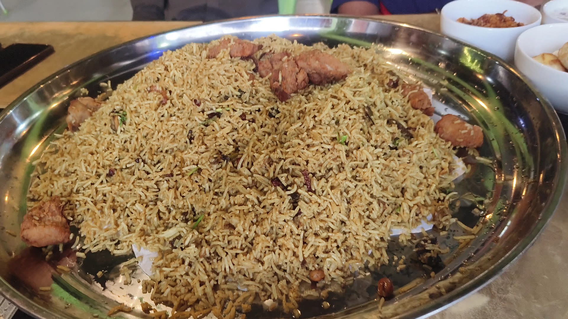 Nizhal Cafe and Restaurant: appetizing photo of restaurant food