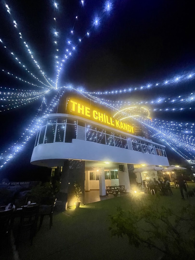 The Chill Kandy: attractive night shot of venue