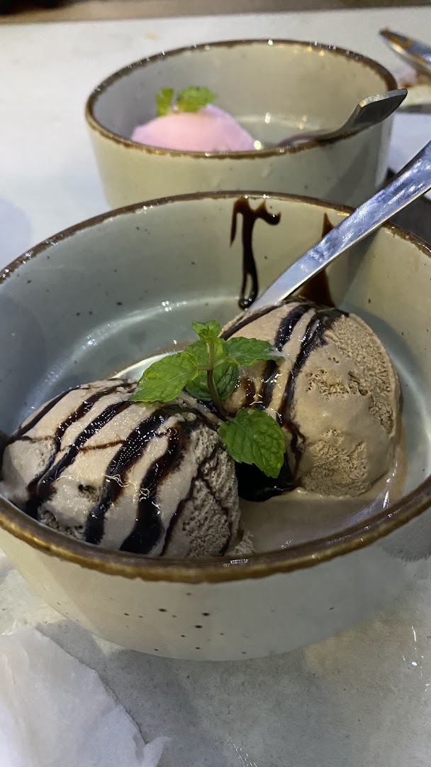 The Chill Kandy: appetizing photo of served dessert