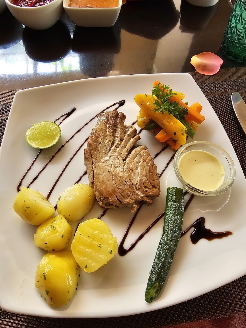 Salt Restaurant: appetizing, high-quality food presentation