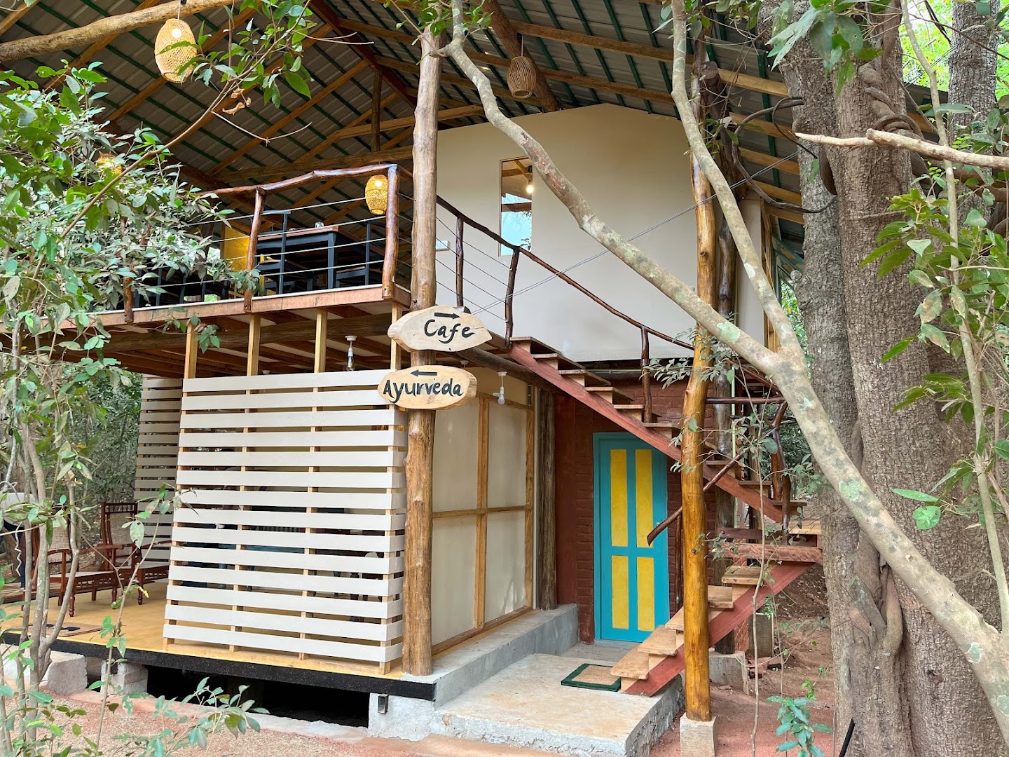 Rocko's Vegetarian Cafe: clear photo of venue exterior