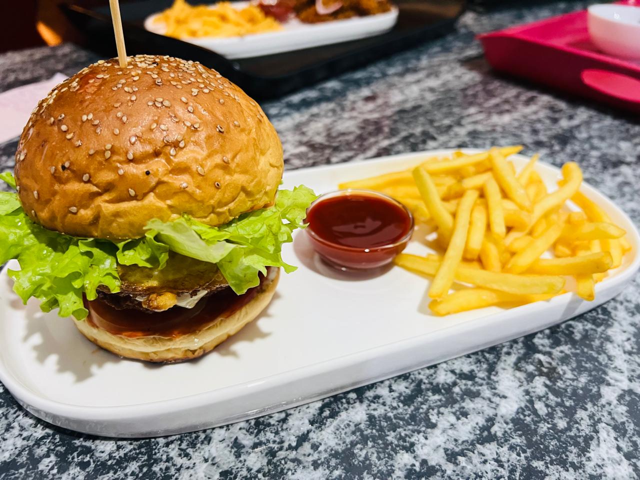 Sunshine Cafe & Restaurant: appetizing food photography