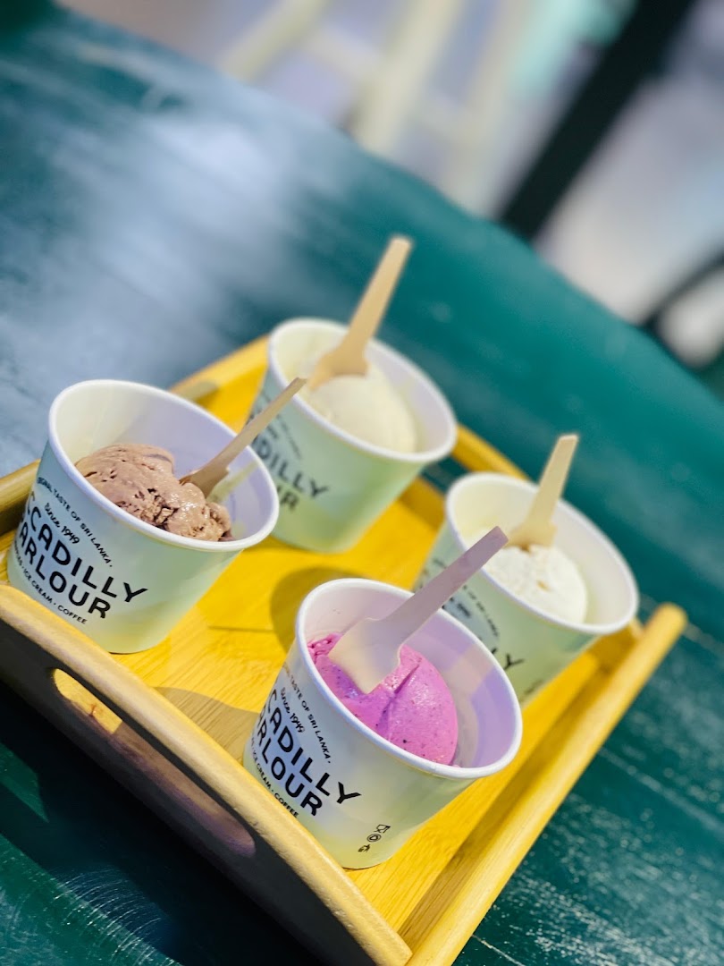 Piccadilly Parlour: appetizing photo of venue products