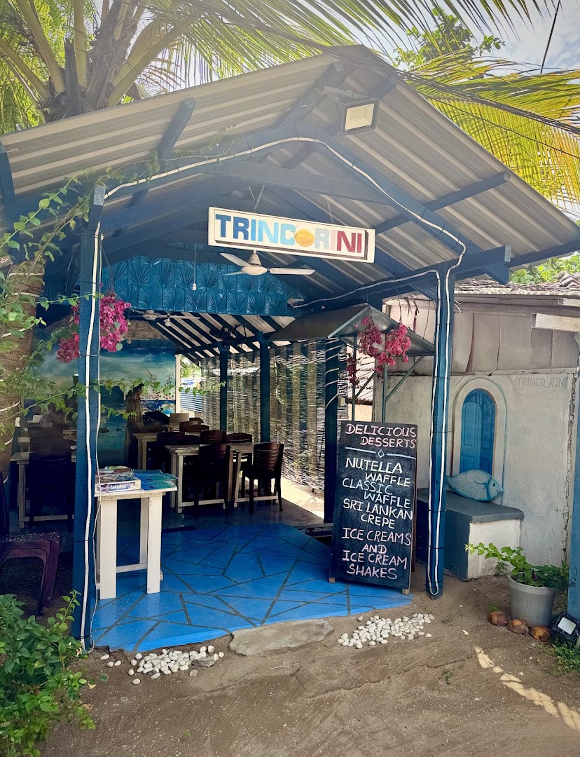 Trincorini: clear photo of restaurant exterior