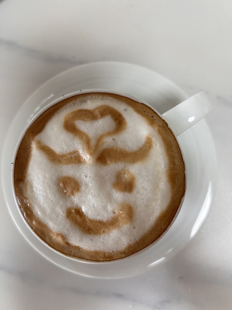 Uppuveli Café: appealing latte art photo