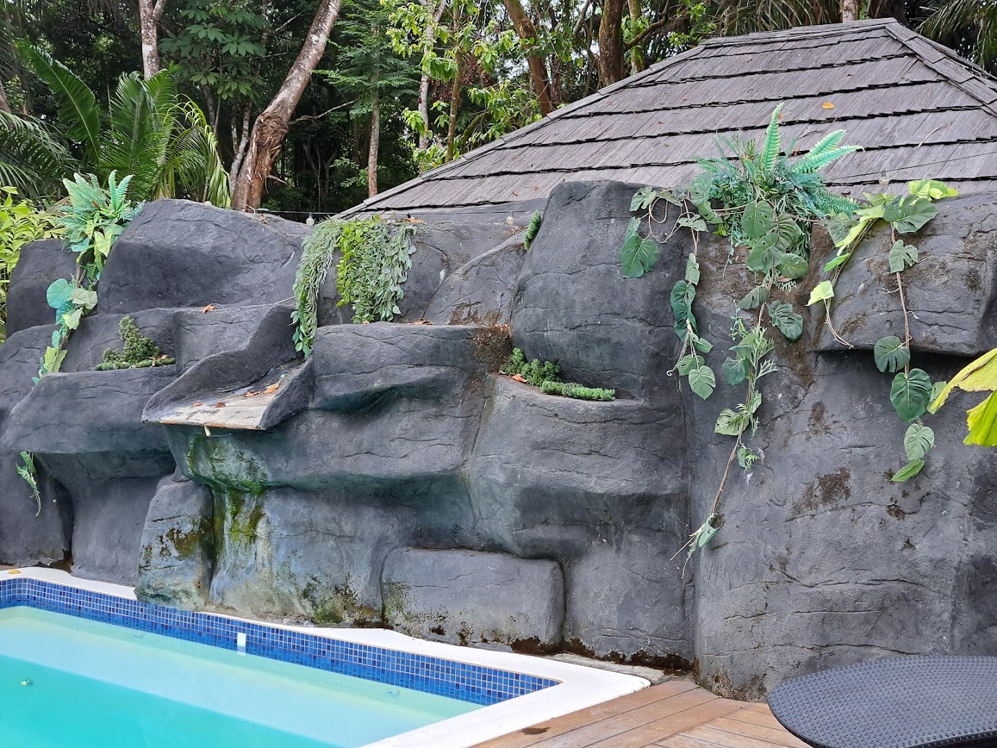 Octopus Resort: attractive resort pool area