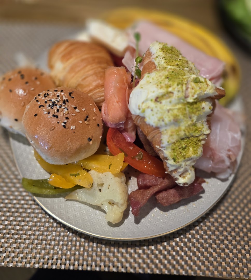 Vuè Café: appetizing and clear food photo