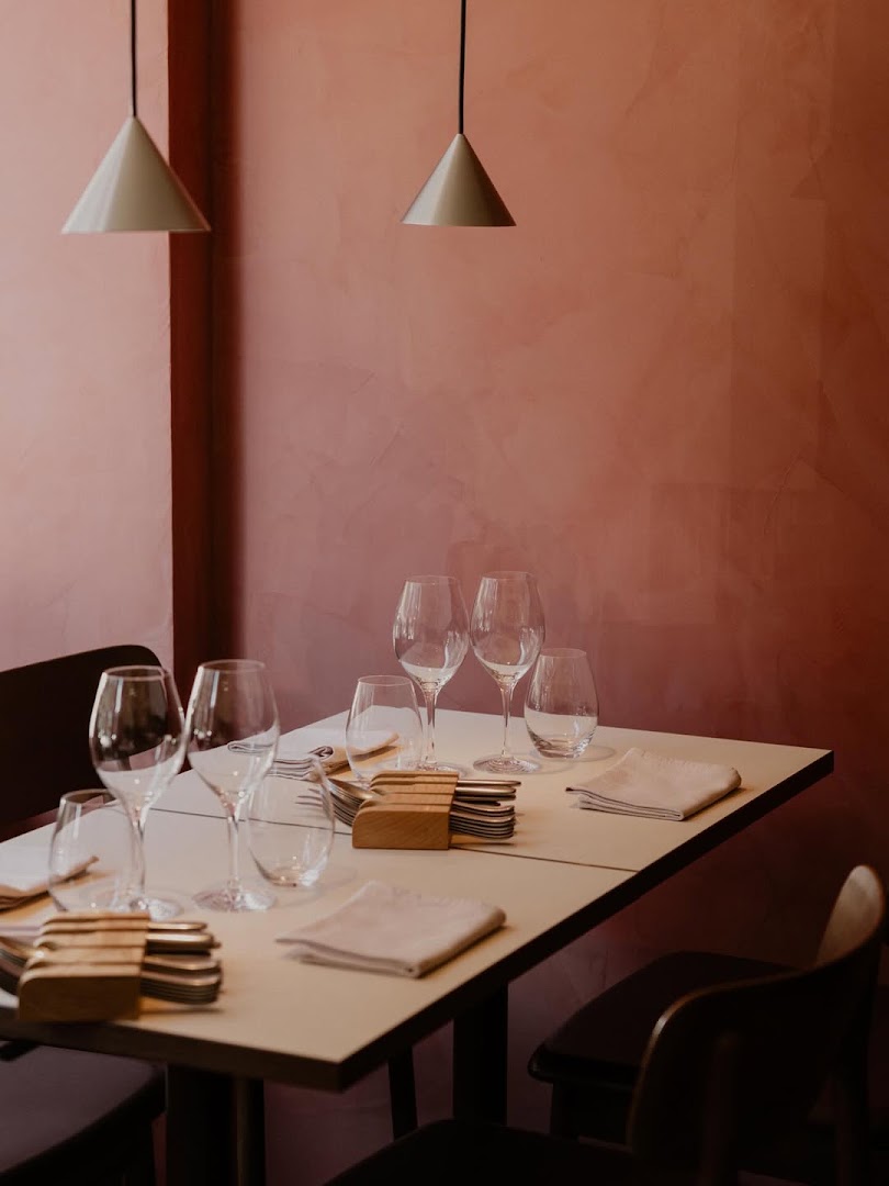 Bar Human: professional and inviting interior shot