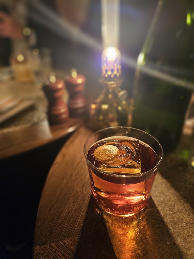 Brasserie Voyage: high quality, atmospheric cocktail shot